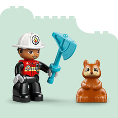 Fire Truck with Hose and Firefighter LEGO 10473
