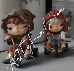Hirono Halloween Figurines