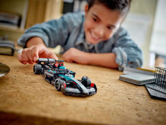Mercedes-AMG F1® W15 LEGO 77244