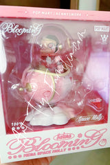 MEGA Space Molly 100% Blooming Series Sakura Figurine