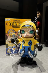 400% MEGA Space Molly 400% Minion