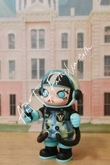 Molly Mega Space 100% 2-A Series