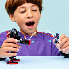 Miles Morales Mech VS Spider Man 2099 LEGO 76337