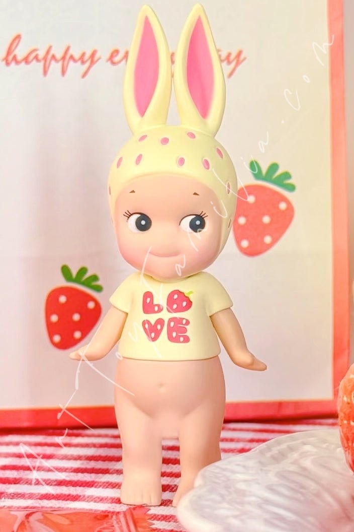 Sonny Angel Strawberry Love Series