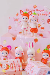 Sonny Angel Strawberry Love Series