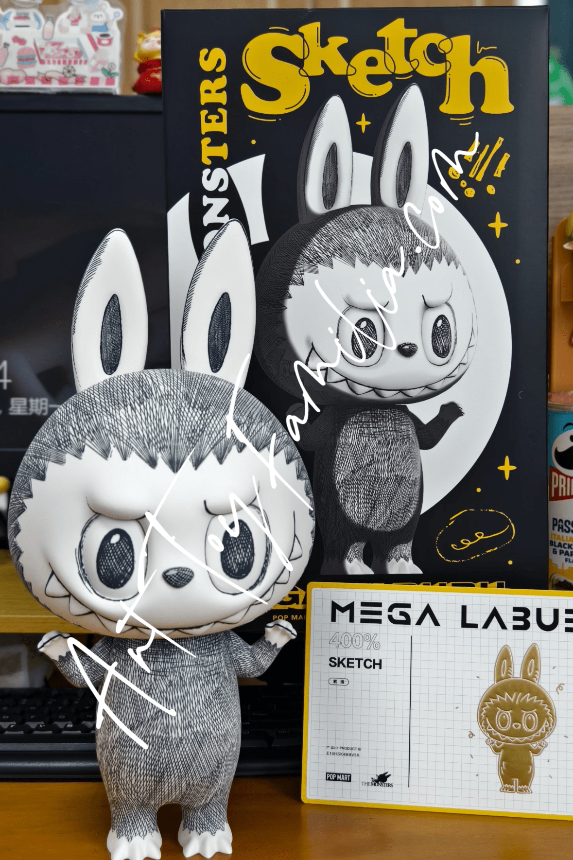 Labubu Sketch 400% Action Figure