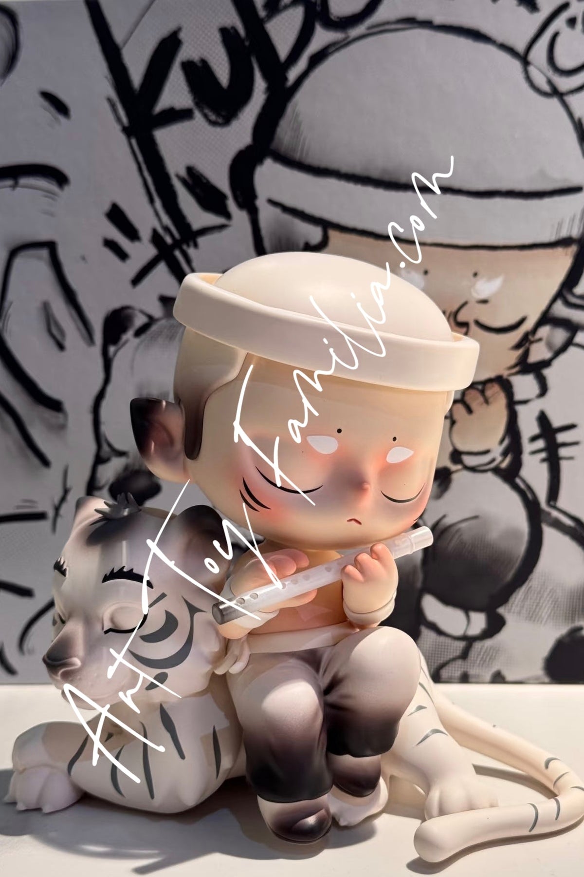 Kubo White Tiger Roar