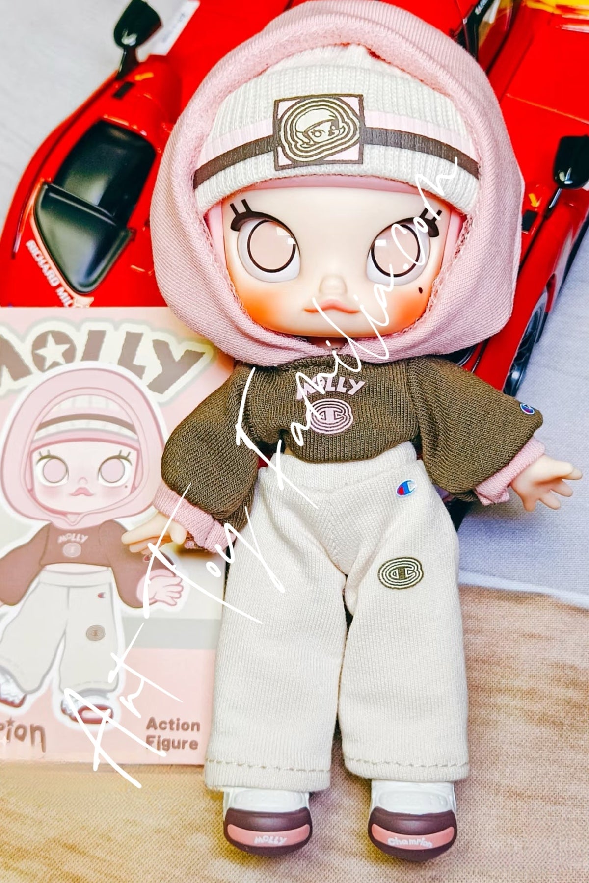 Molly × Champion Action Figure