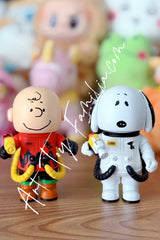 100% MEGA Space Molly 100% Charlie Brown & Snoopy