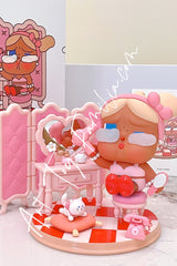 Crybaby The Dressing Room Figurine(Pink Ver.)