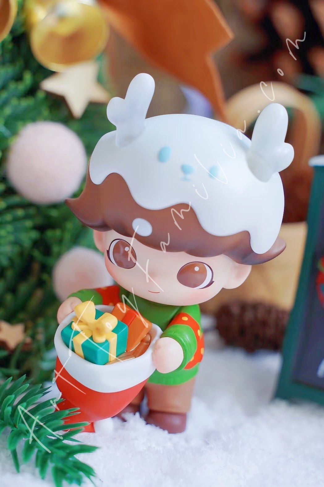 Dimoo Christmas Gift Figurine
