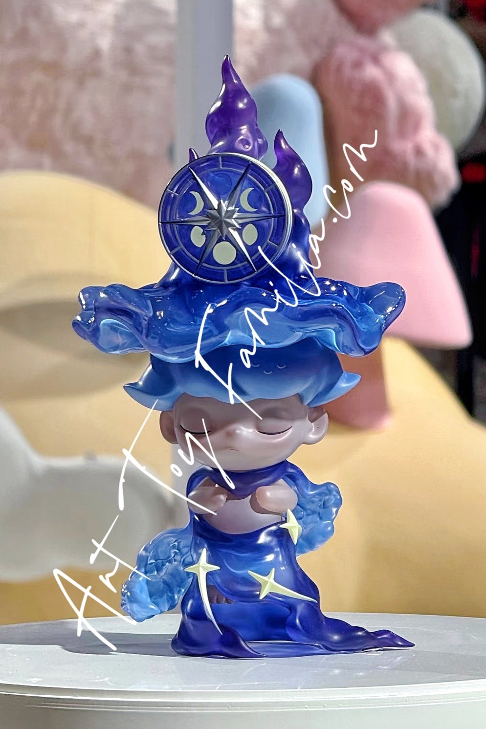 Dimoo Floating Realm Luna