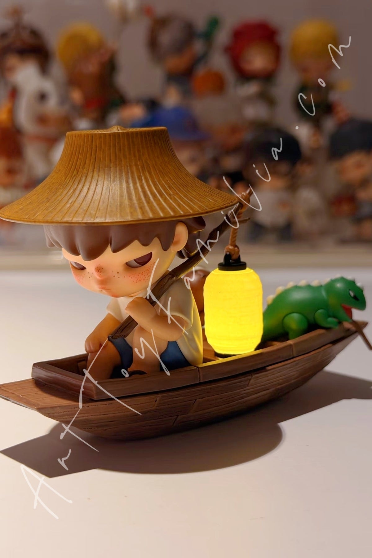 Hirono Floating Market Figurine