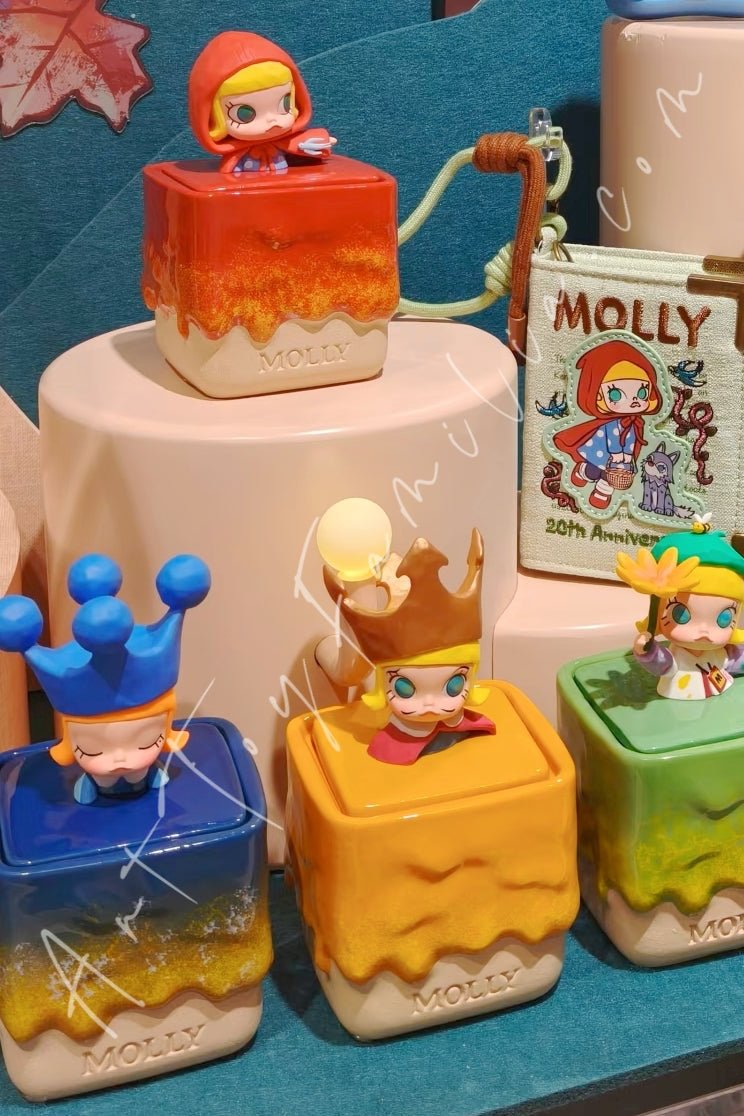 Molly Scenery Along The Way 20th Anniversary Series Scented Candle