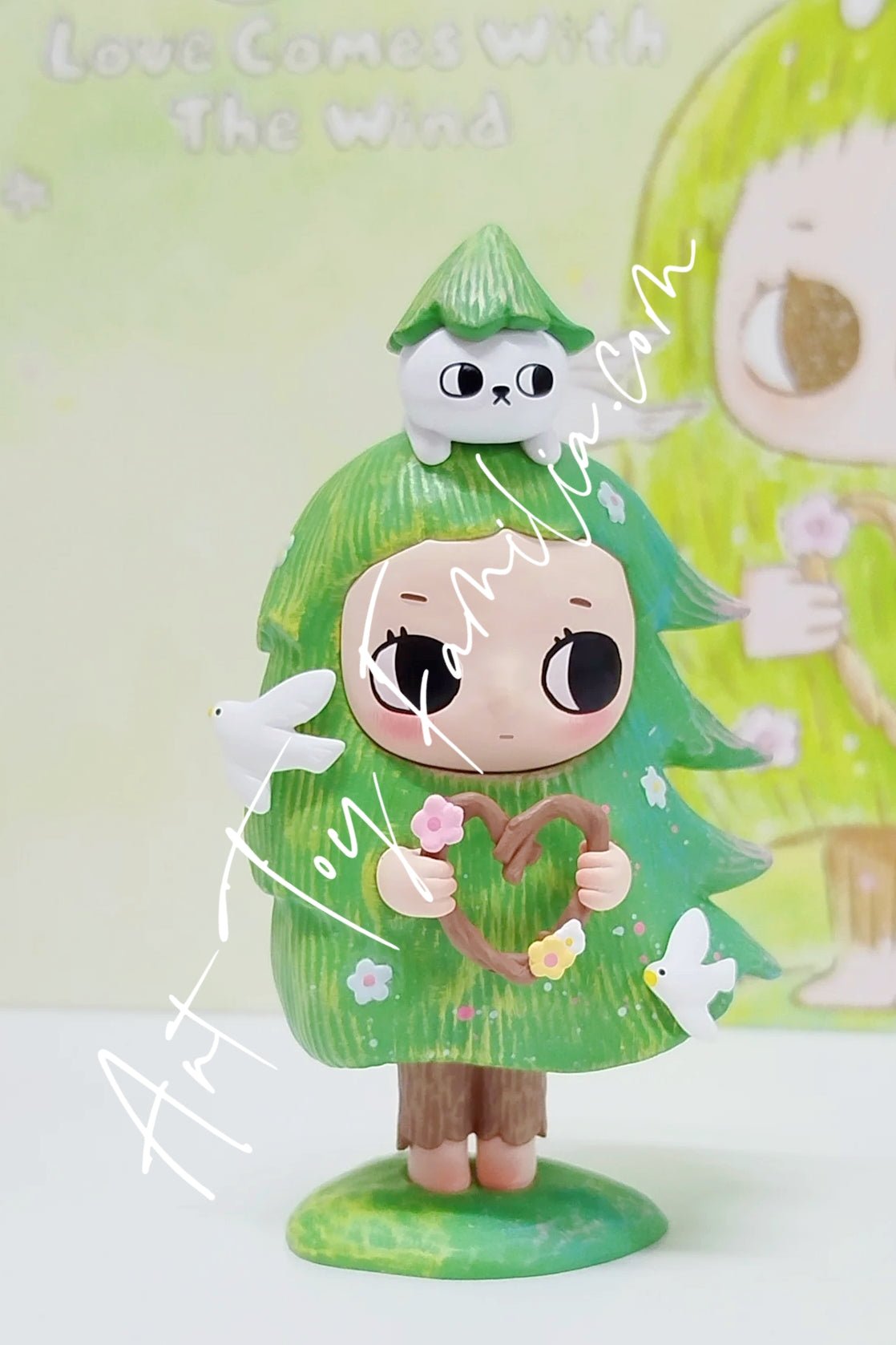 Nyota Love Comes With The Wind Figurine