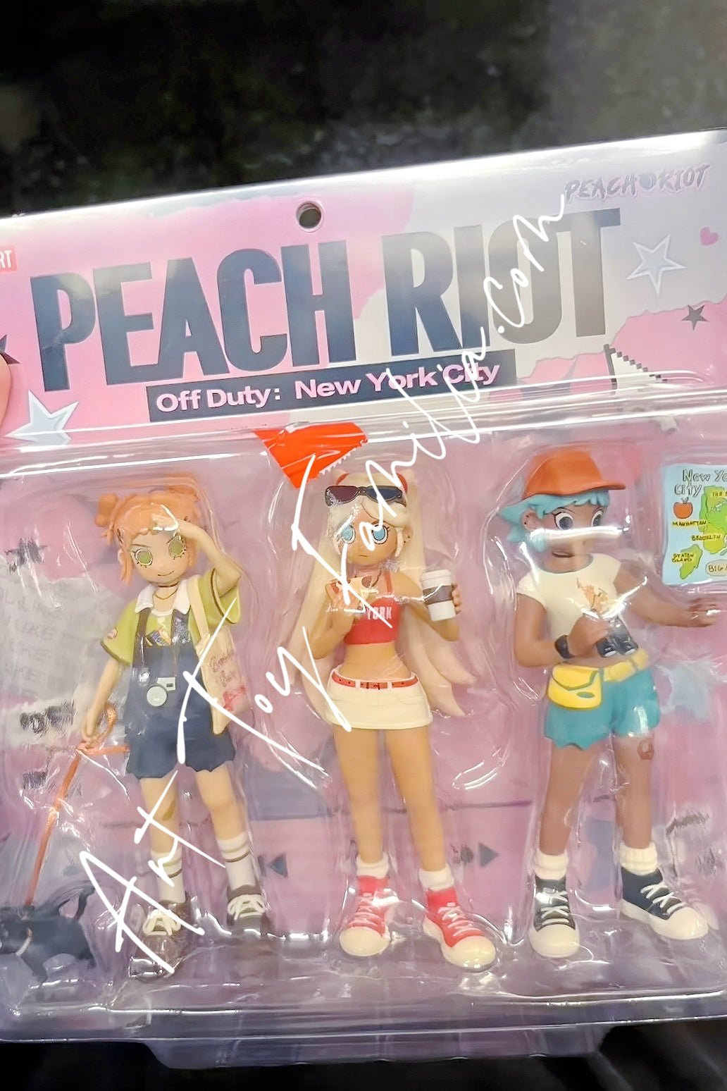 Peach Riot Off Duty: New York City Figurine