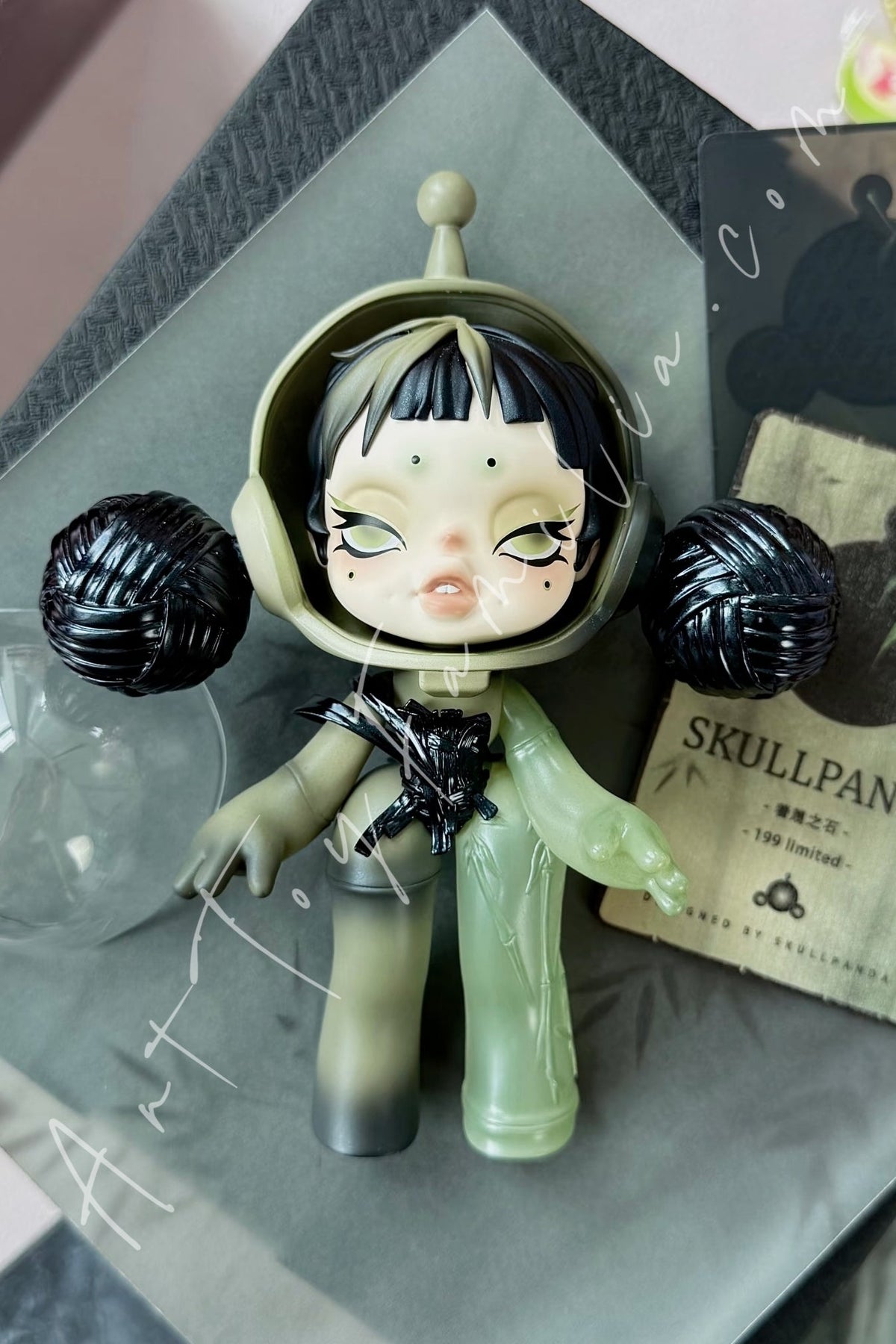 Skullpanda The Stone of Contempt Limited Figurine