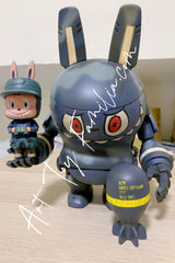 The Monsters Labubu Maschinen Krieger S.A.F.S. Thunderbolt with mini Labubu Pilot